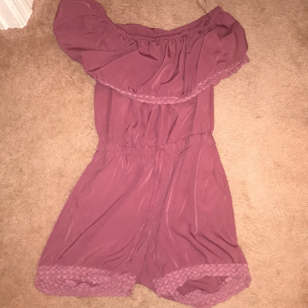 Really cute romper!